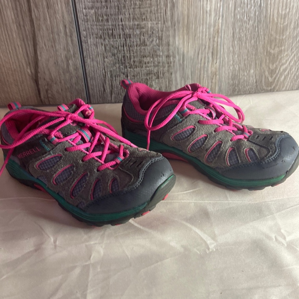 Merrell little girl shoes